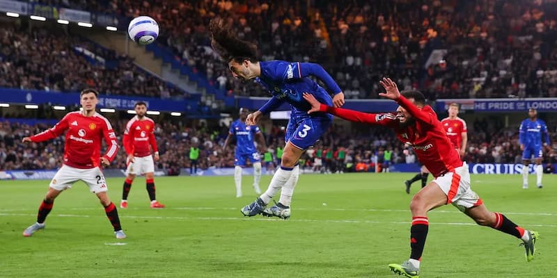 Chiến thắng trước MU giúp Chelsea có quyền tự quyết top 5